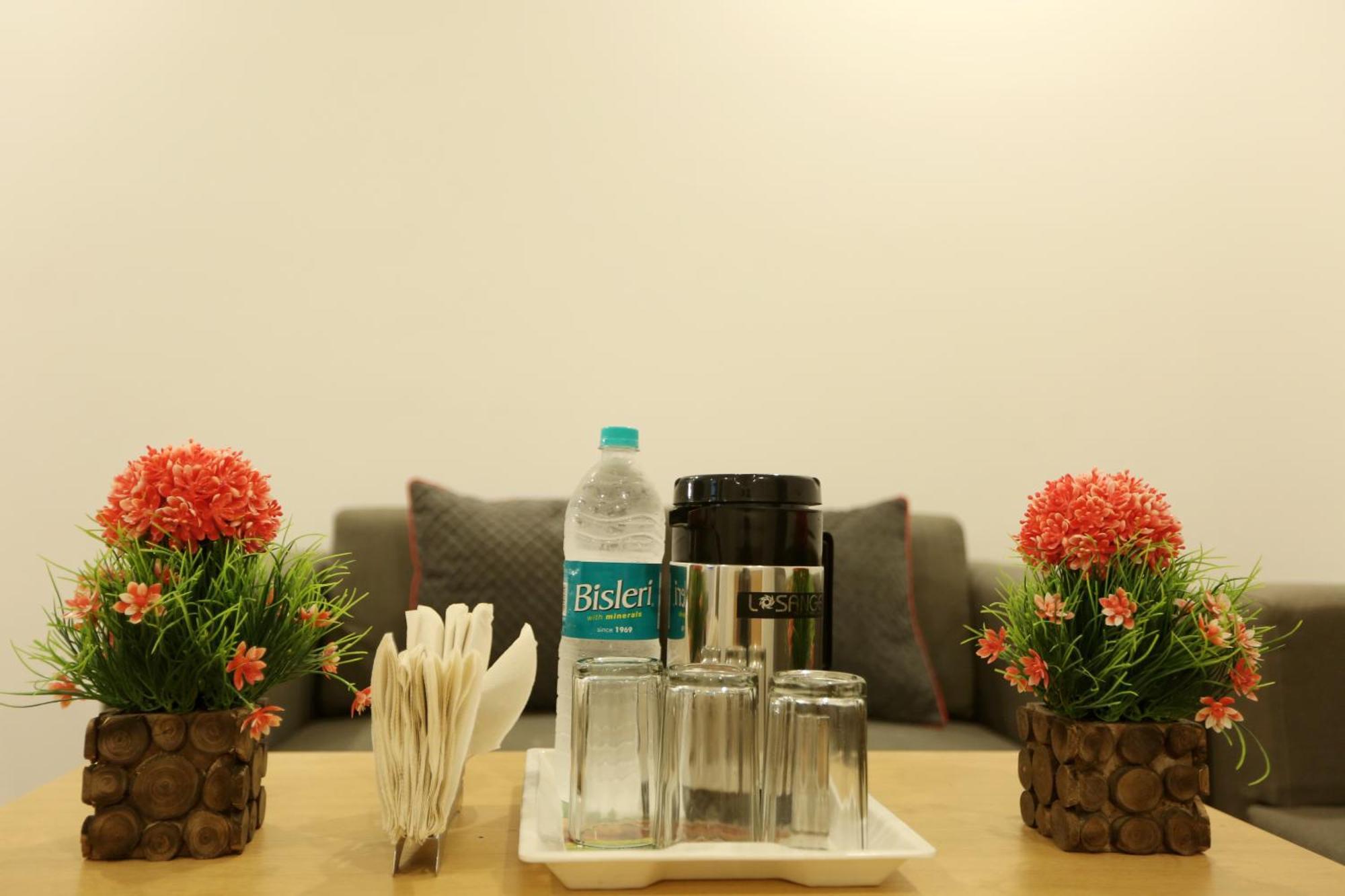 The Roseman Hotel & Suites Ghaziabad Esterno foto